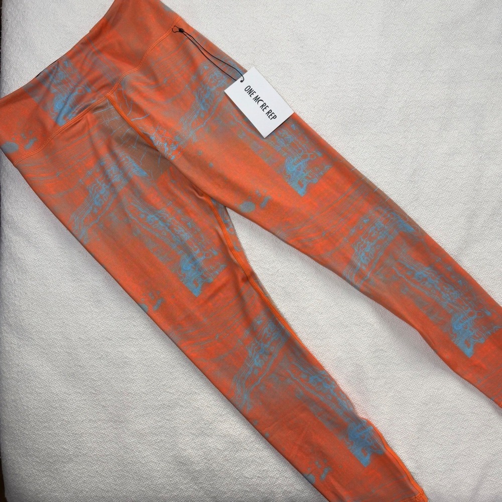 Zyia Active Women Orange Blue Abstract Print High Waisted Leggings Medium NWT